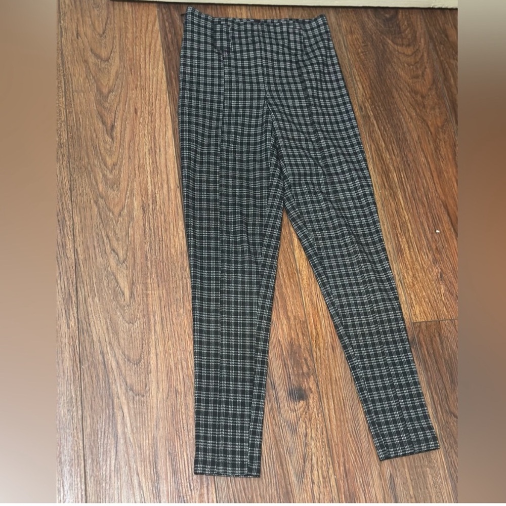 Forever 21 Black and White Plaid Pants